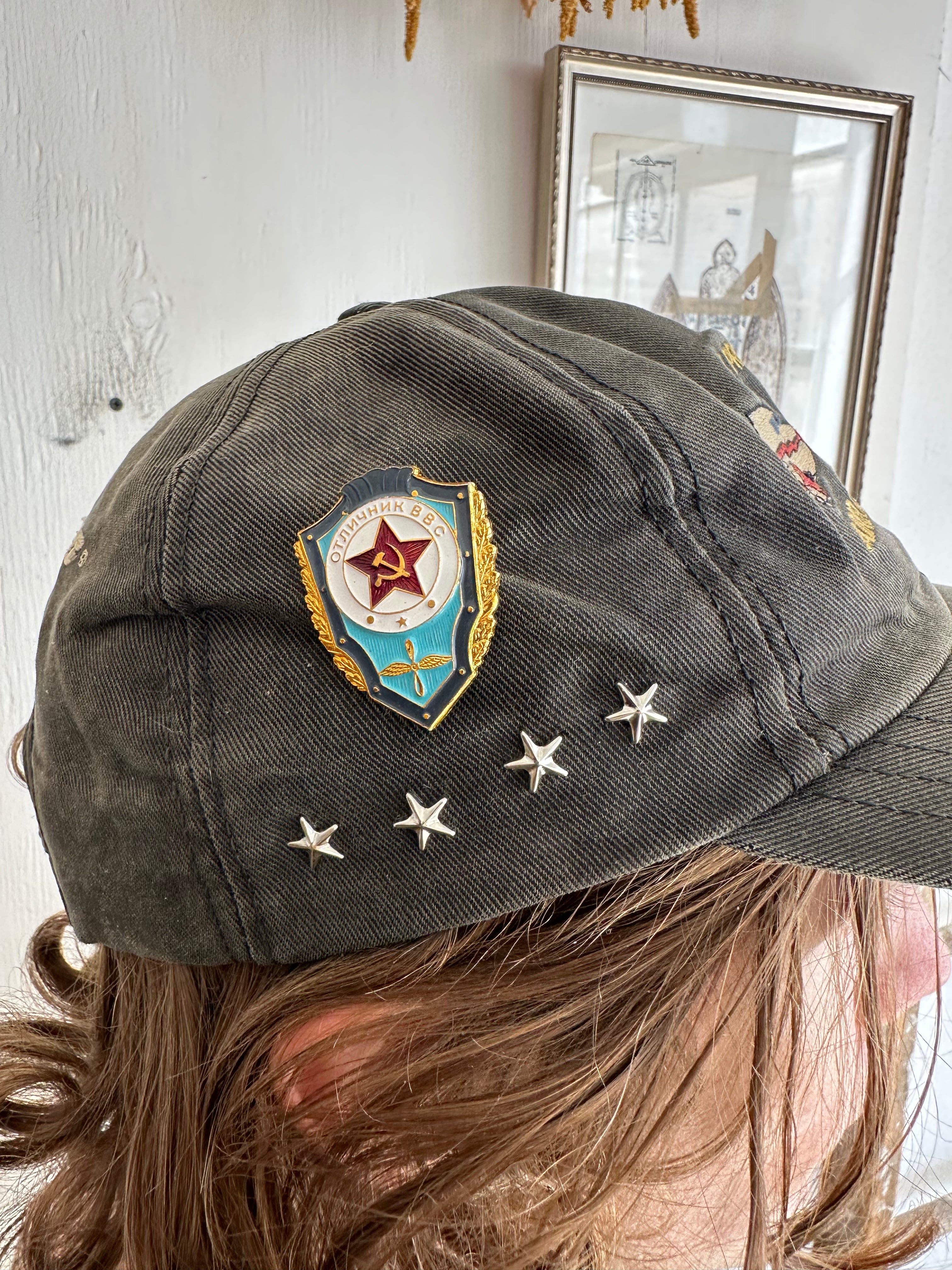 2000s Sunfaded American Airlines Airplane Maintenance Hat (O.S.)