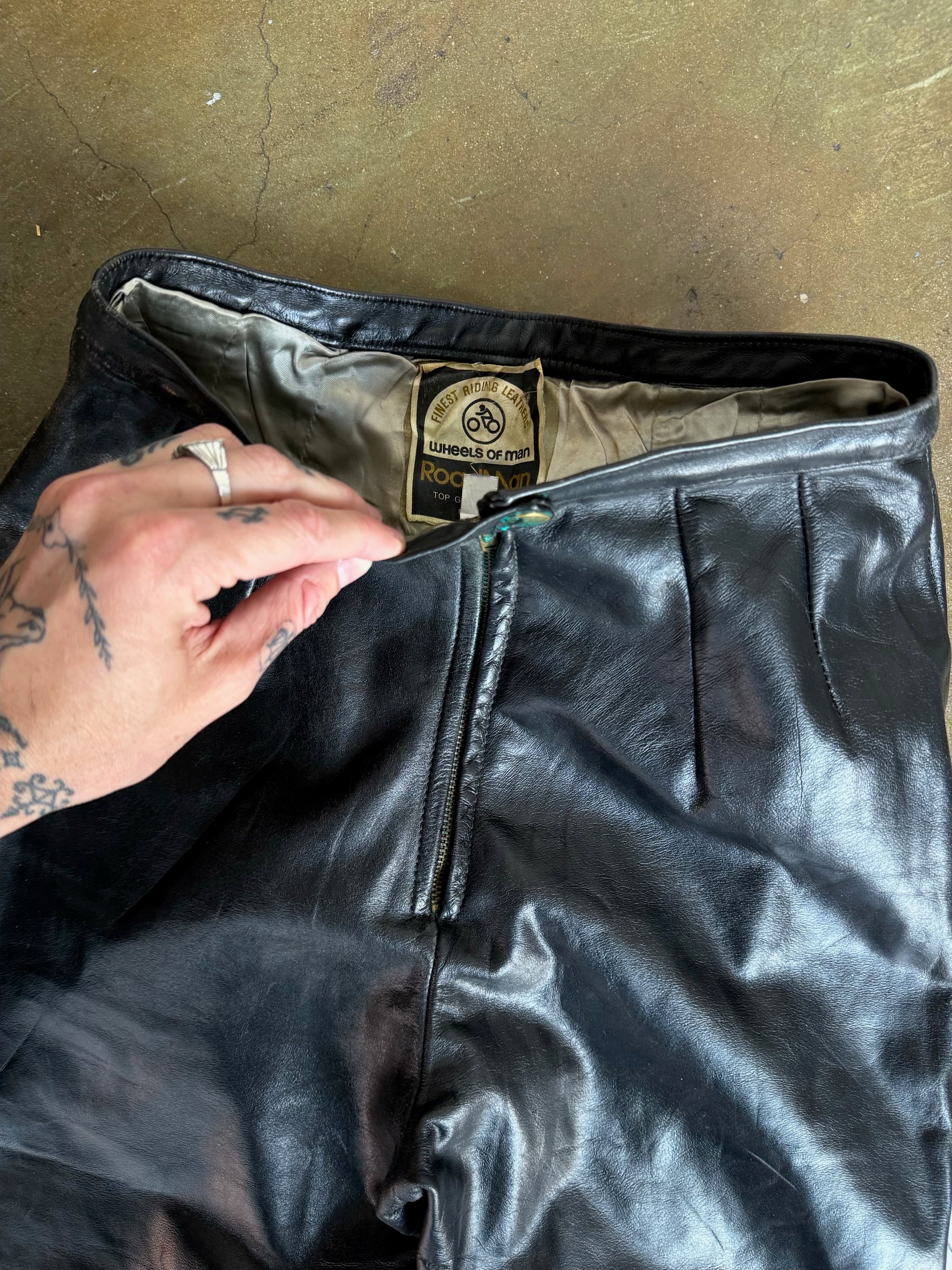 1970s Lined Bootcut Leather Riding Pants (26/29)