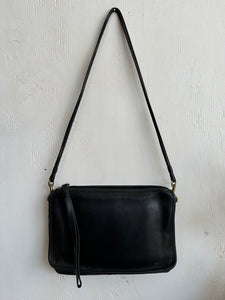Small Vintage Coach Handbag W/ Talon Zipper