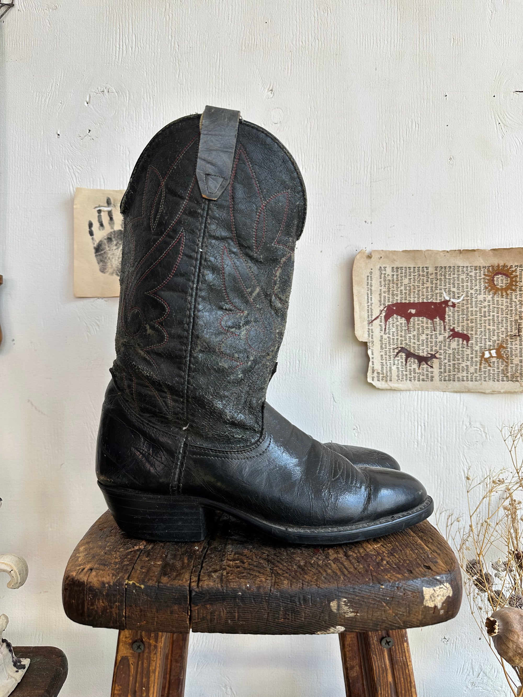 Vintage Well Worn Cowboy Boots