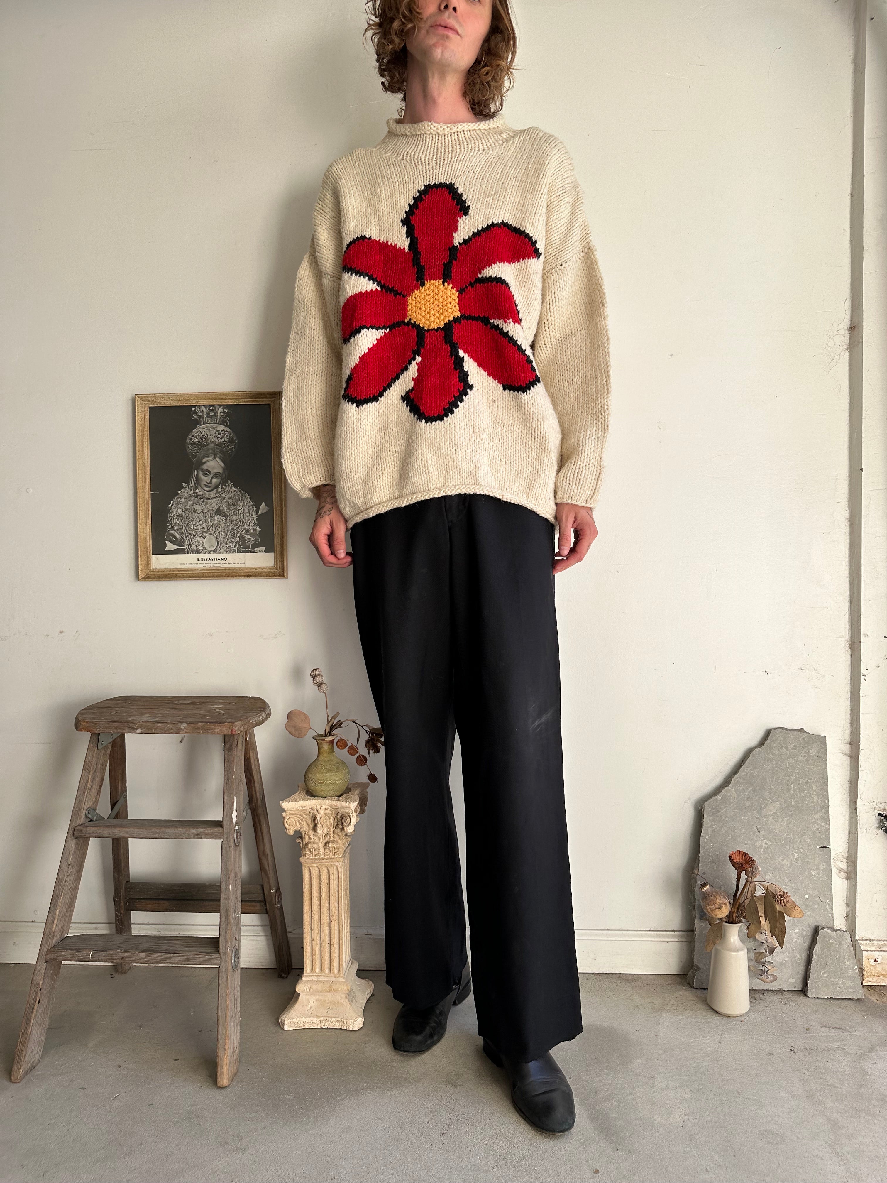 1980s Heavy Hand Knit Flower Sweatshirt (Boxy L/XL)