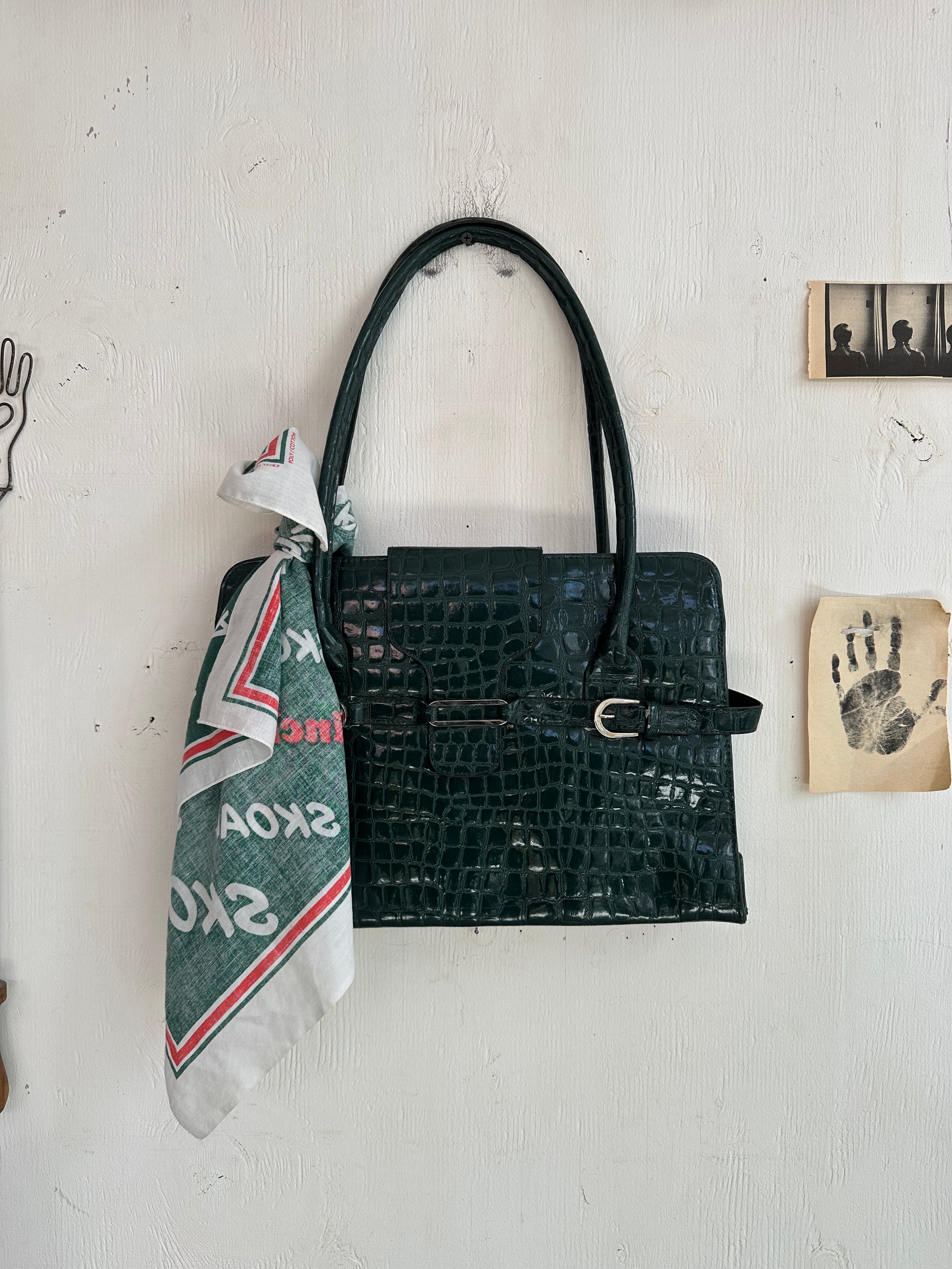 Faux-Crocodile Handbag W/ Skoal Handkerchief