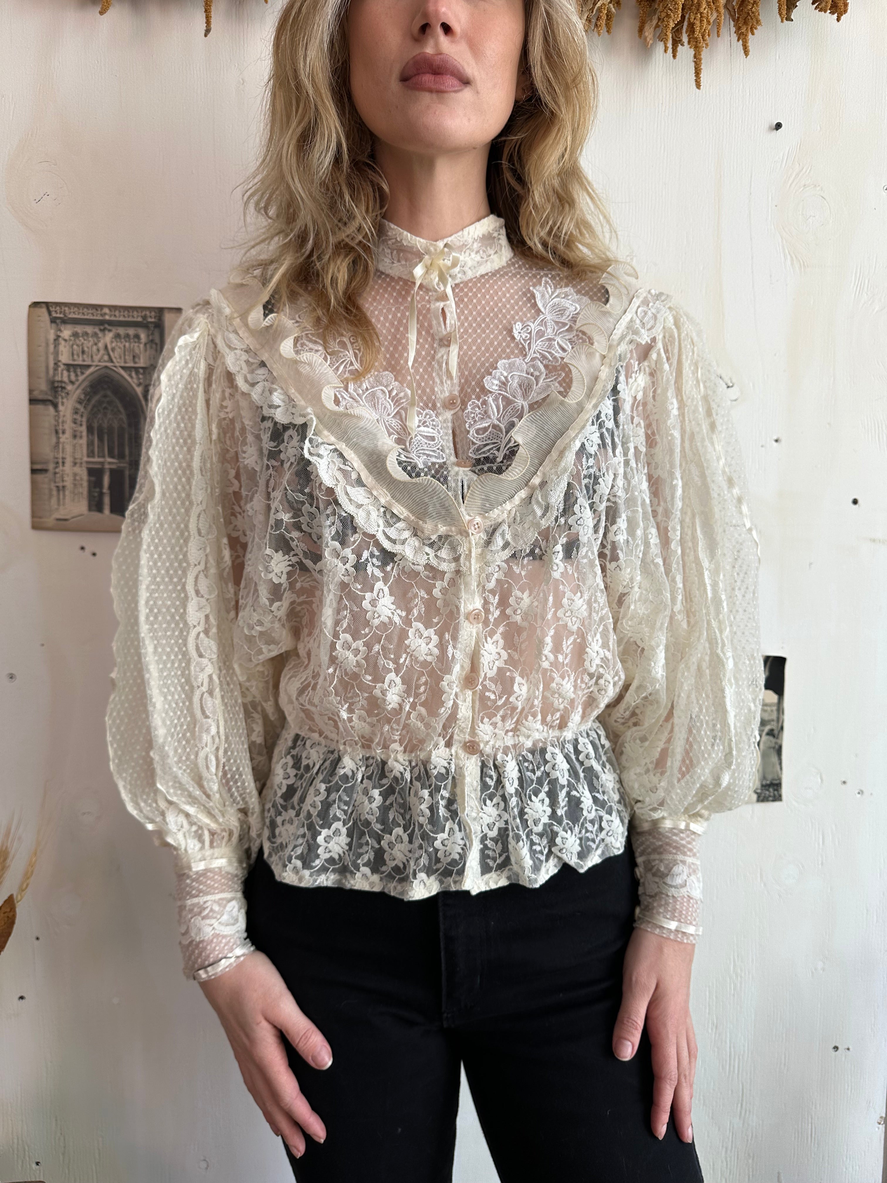 1980s Lace Blouse (M)