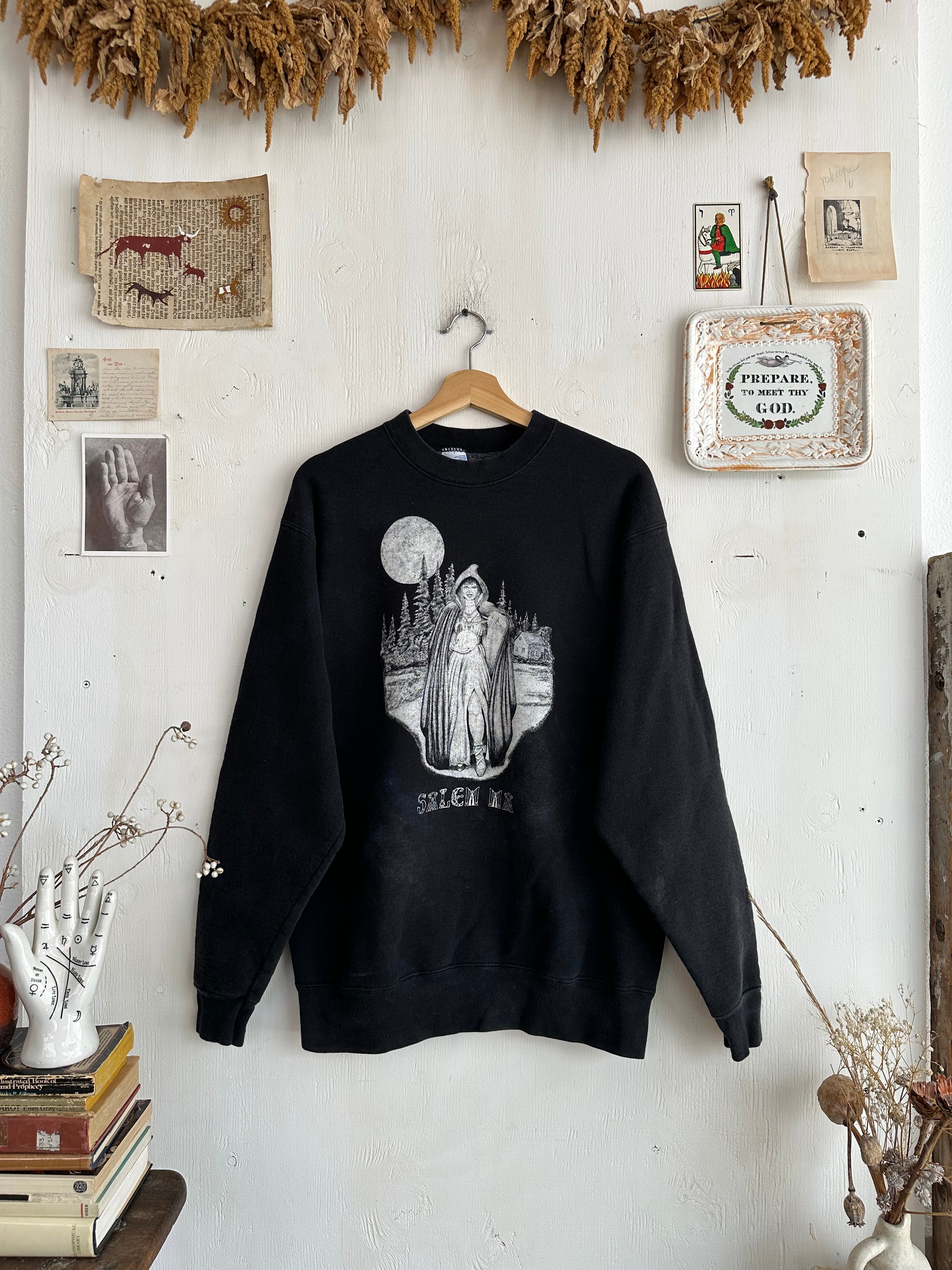 1990s Well-Worn Salem Crewneck (L)