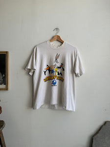 1997 Looney Tunes T-Shirt (M/L)