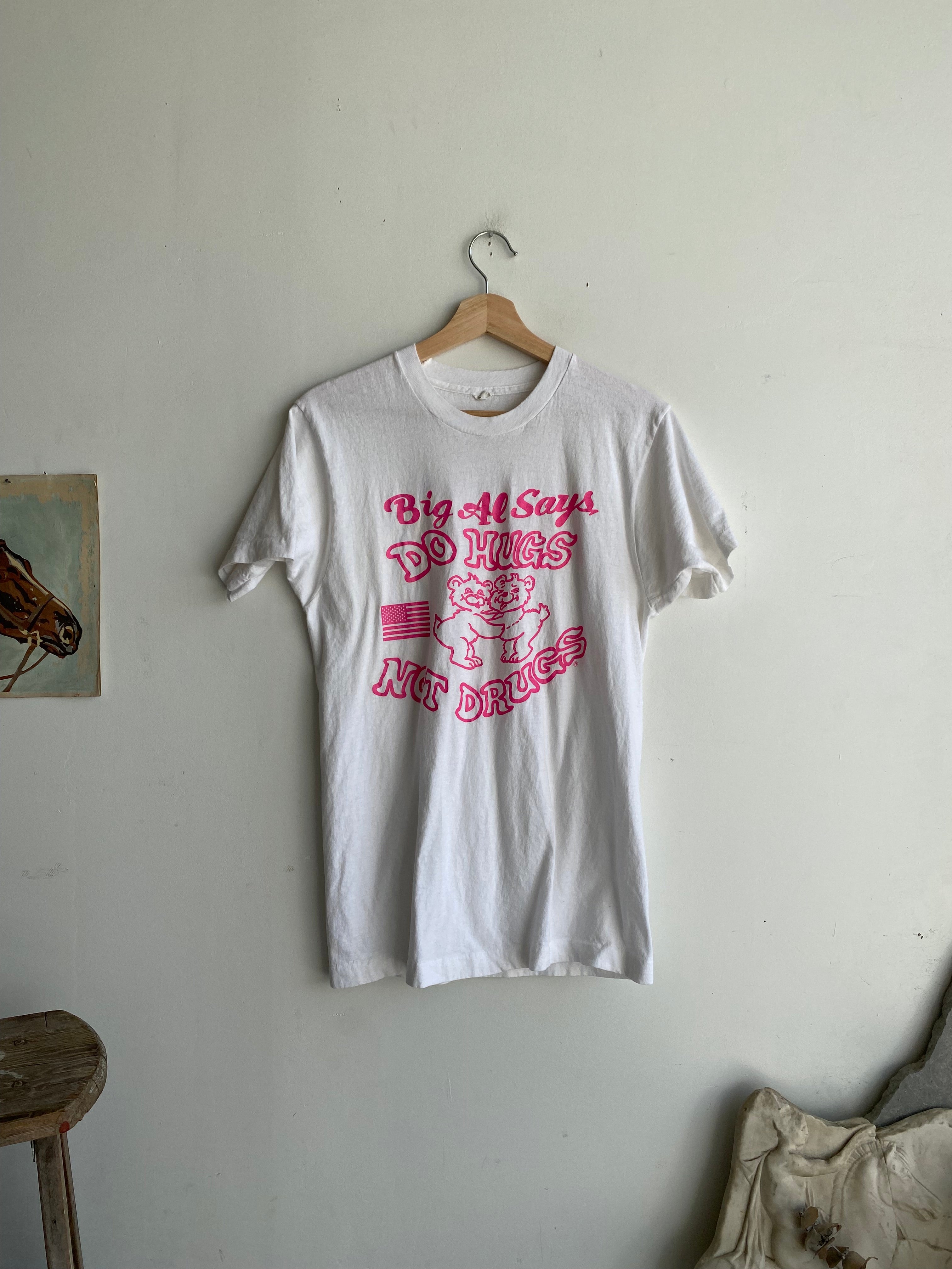 1980s "Do Hugs Not Drugs" T-Shirt (M/L)