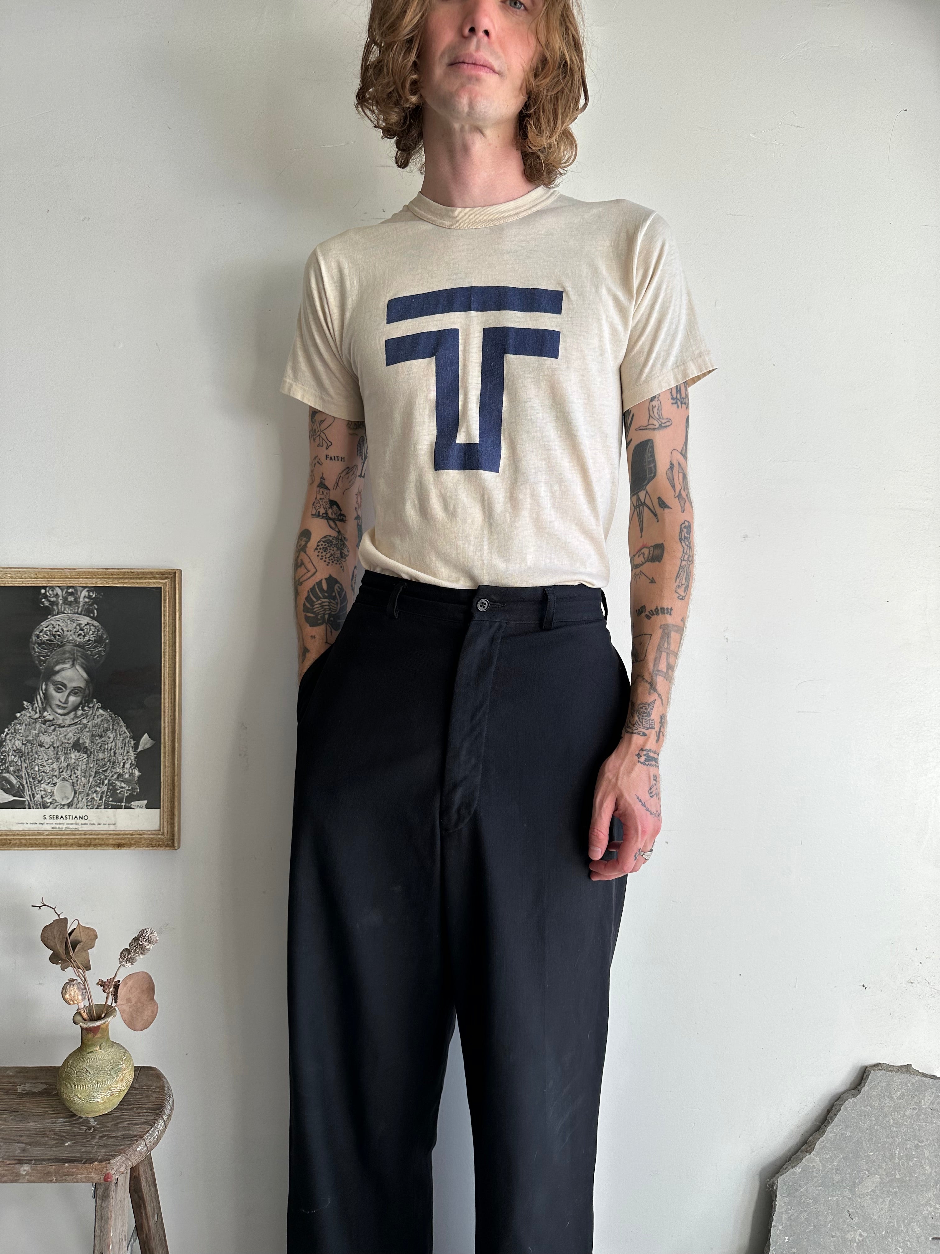 1970s Faded "T" Shirt (M/L)