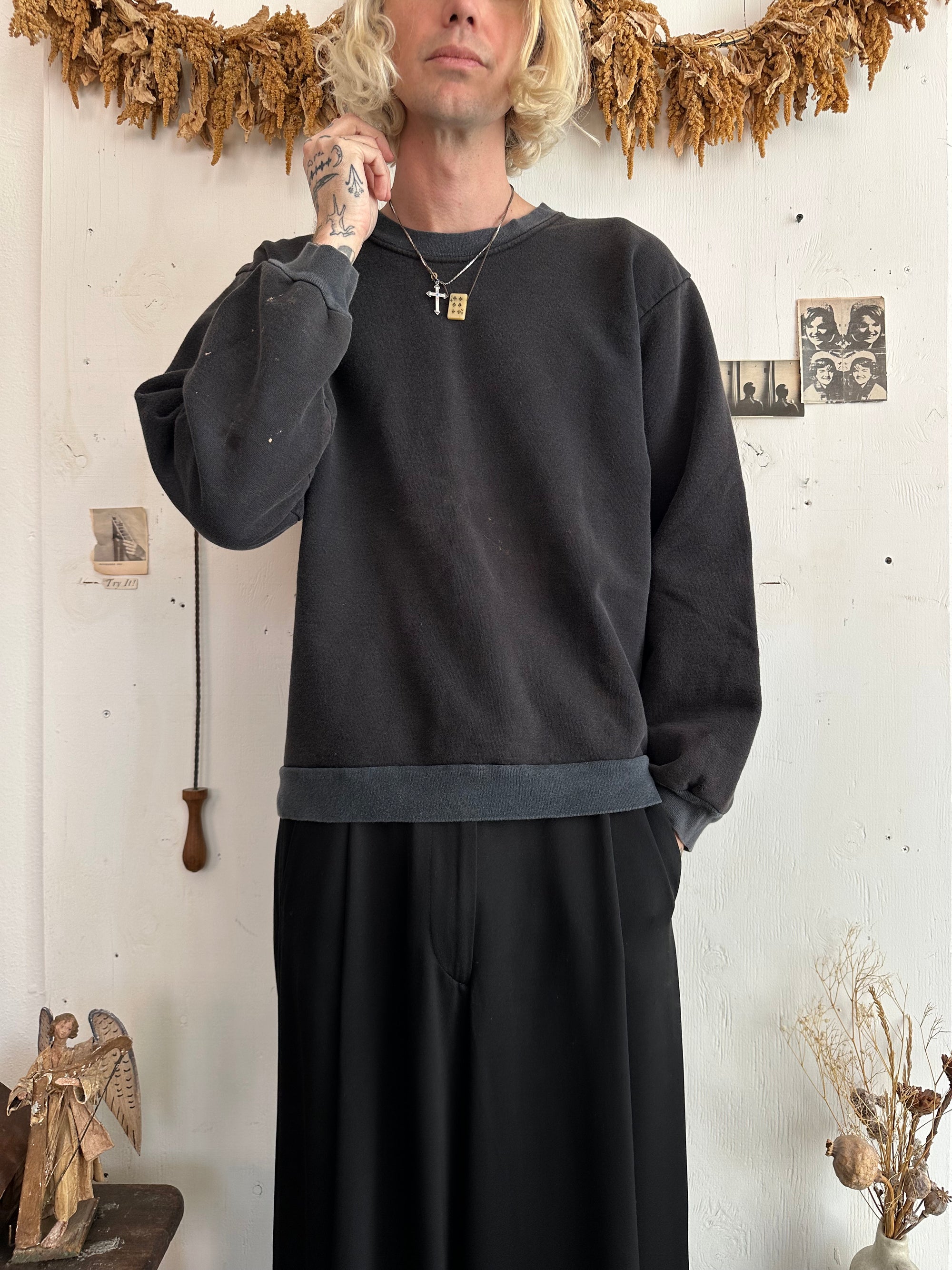 1980s Two-Toned Black Crewneck