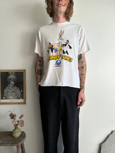 1997 Looney Tunes T-Shirt (M/L)