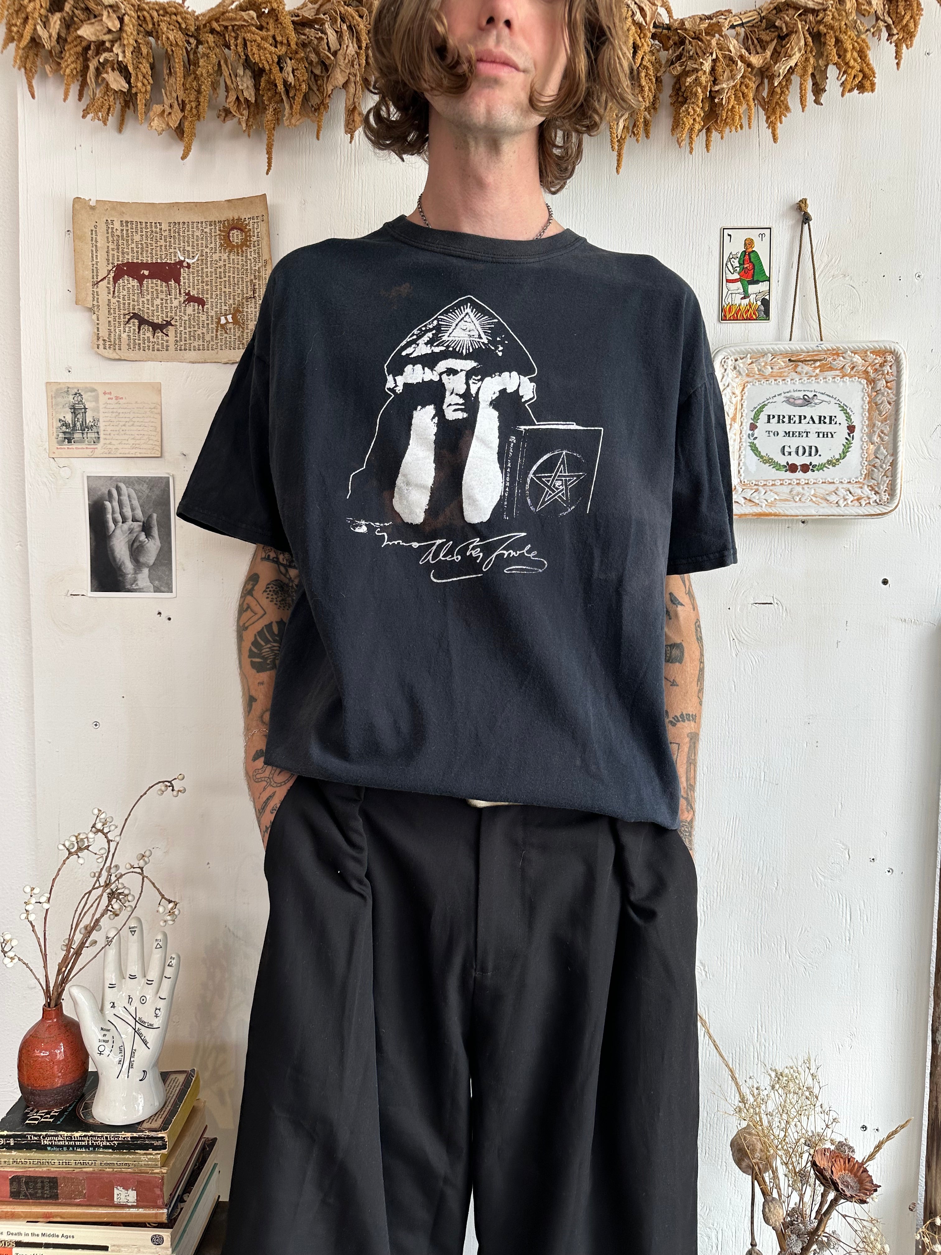 2000s Faded Crowley Tee (Boxy L/XL)