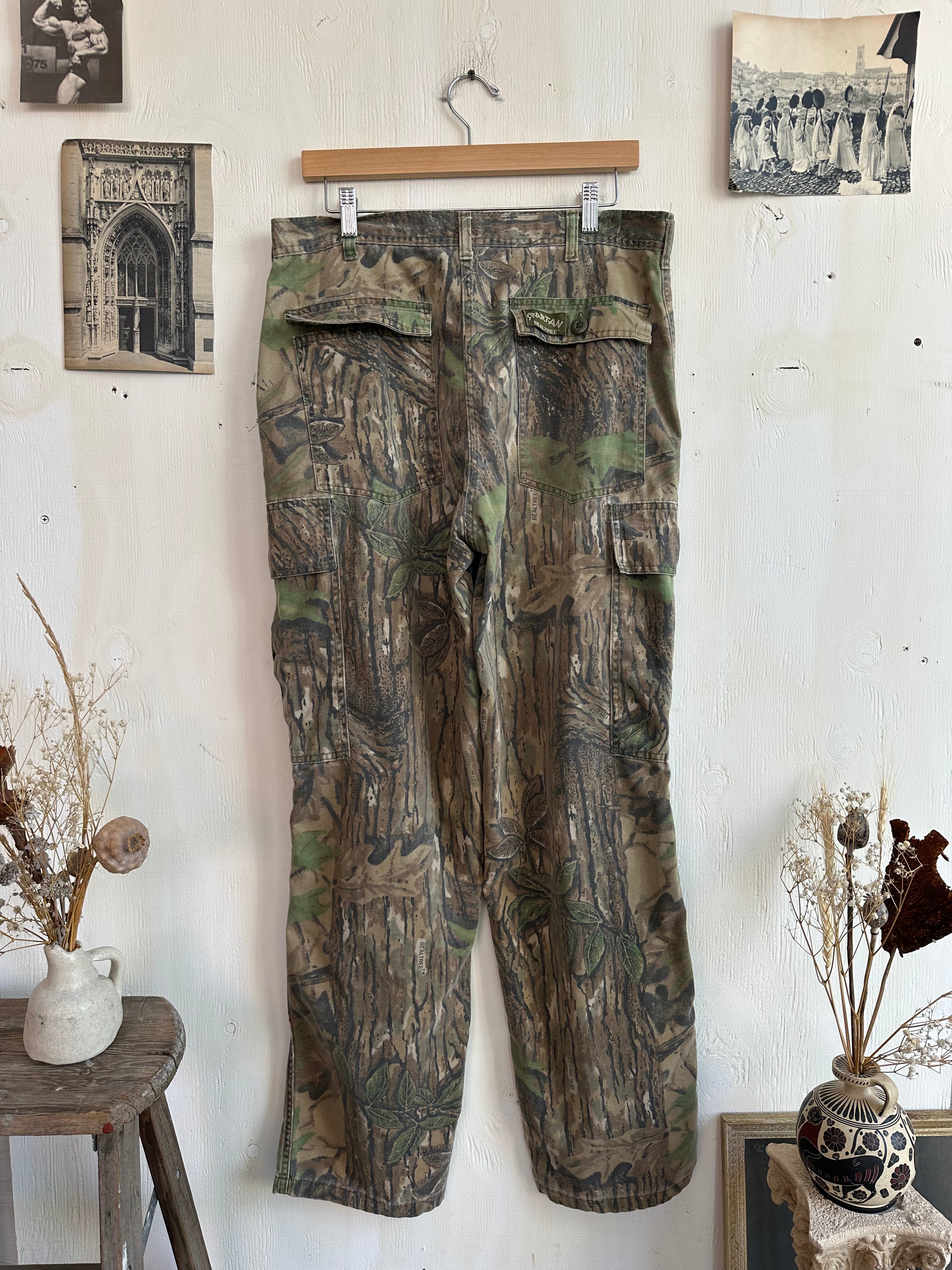 1990s Well-Worn RealTree Pants (32/32)