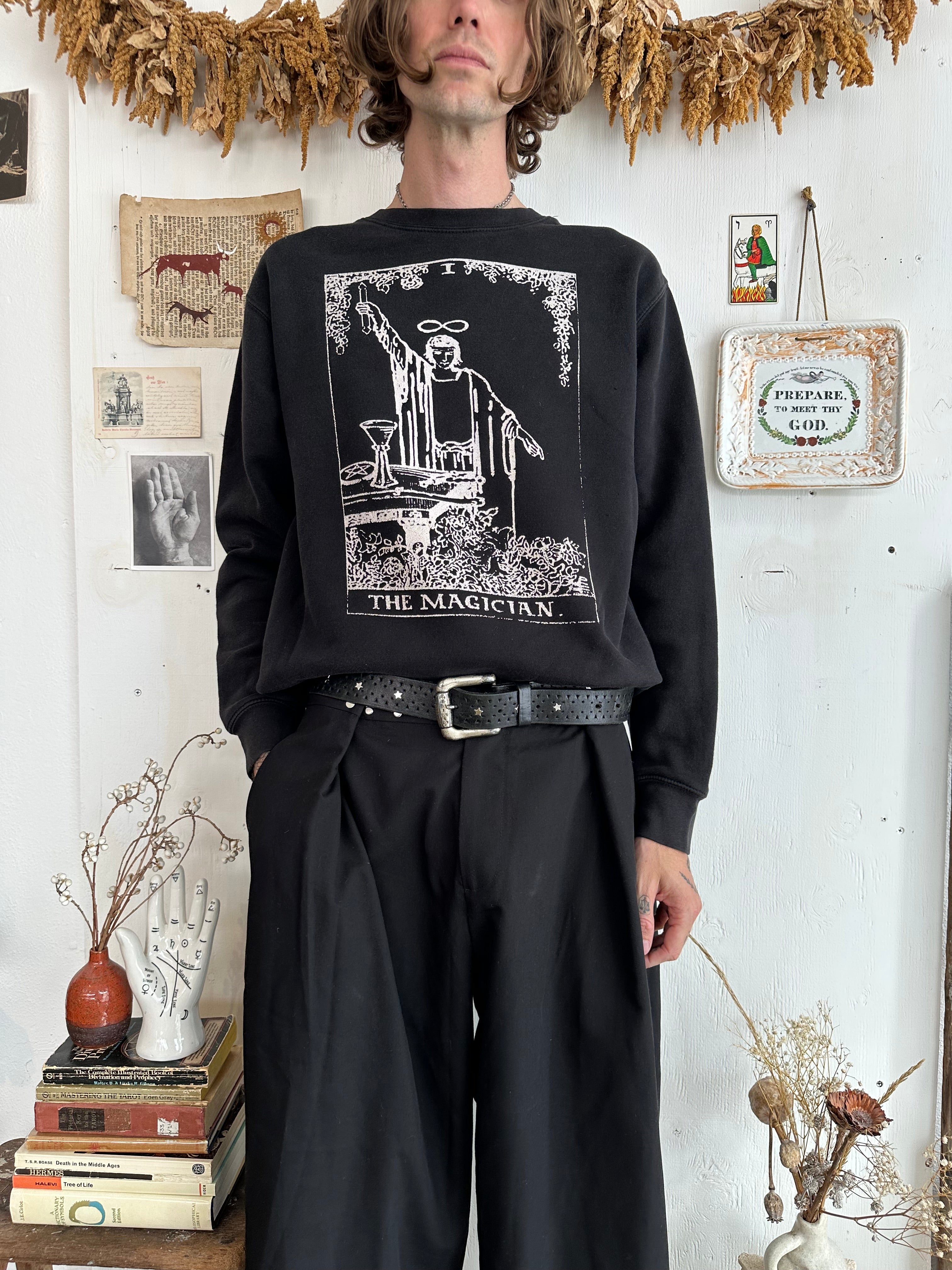 2000s Magician Tarot Sweatshirt (L)