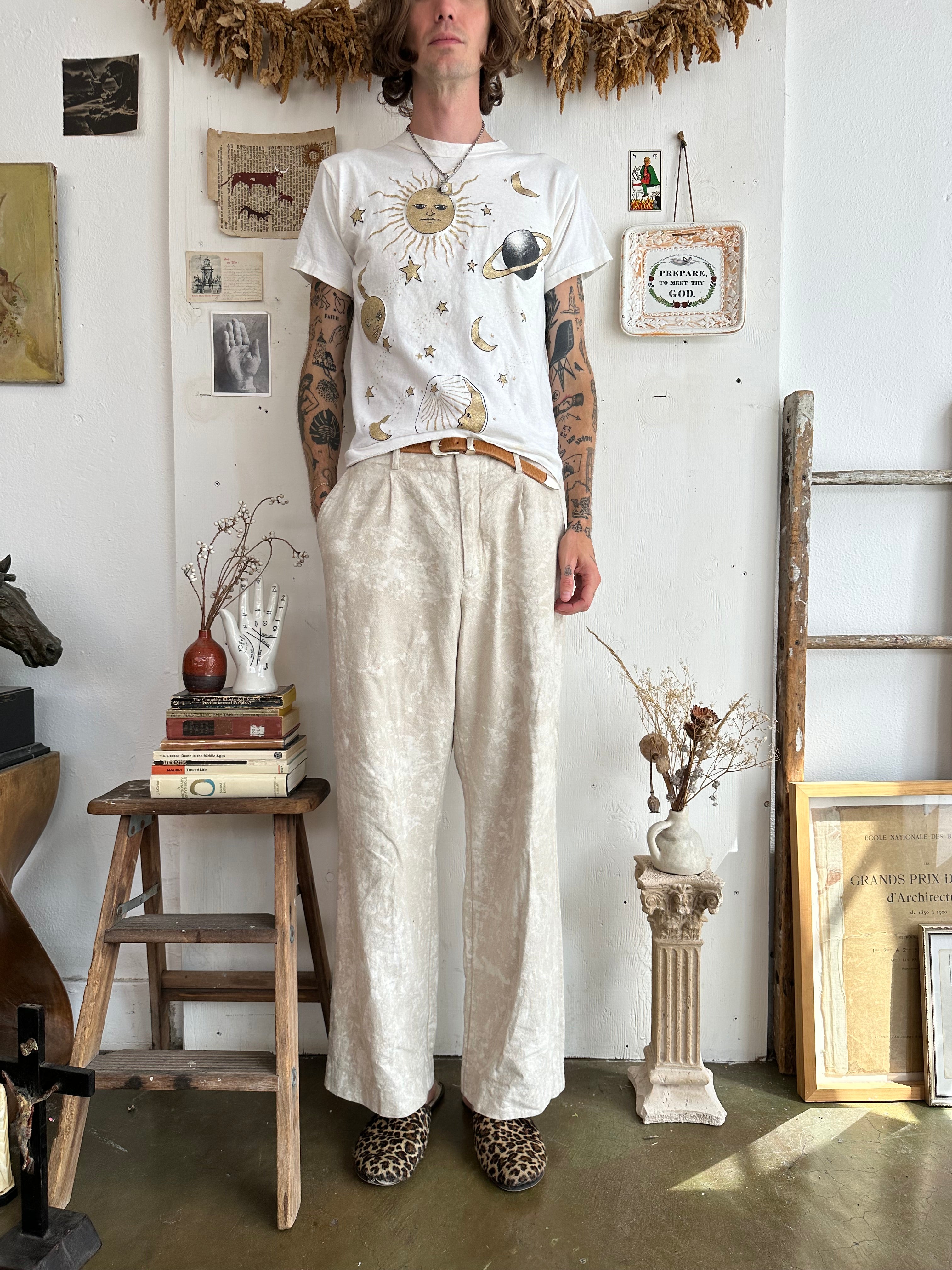 1990s Sun, Moon, and Saturn T-Shirt (M)