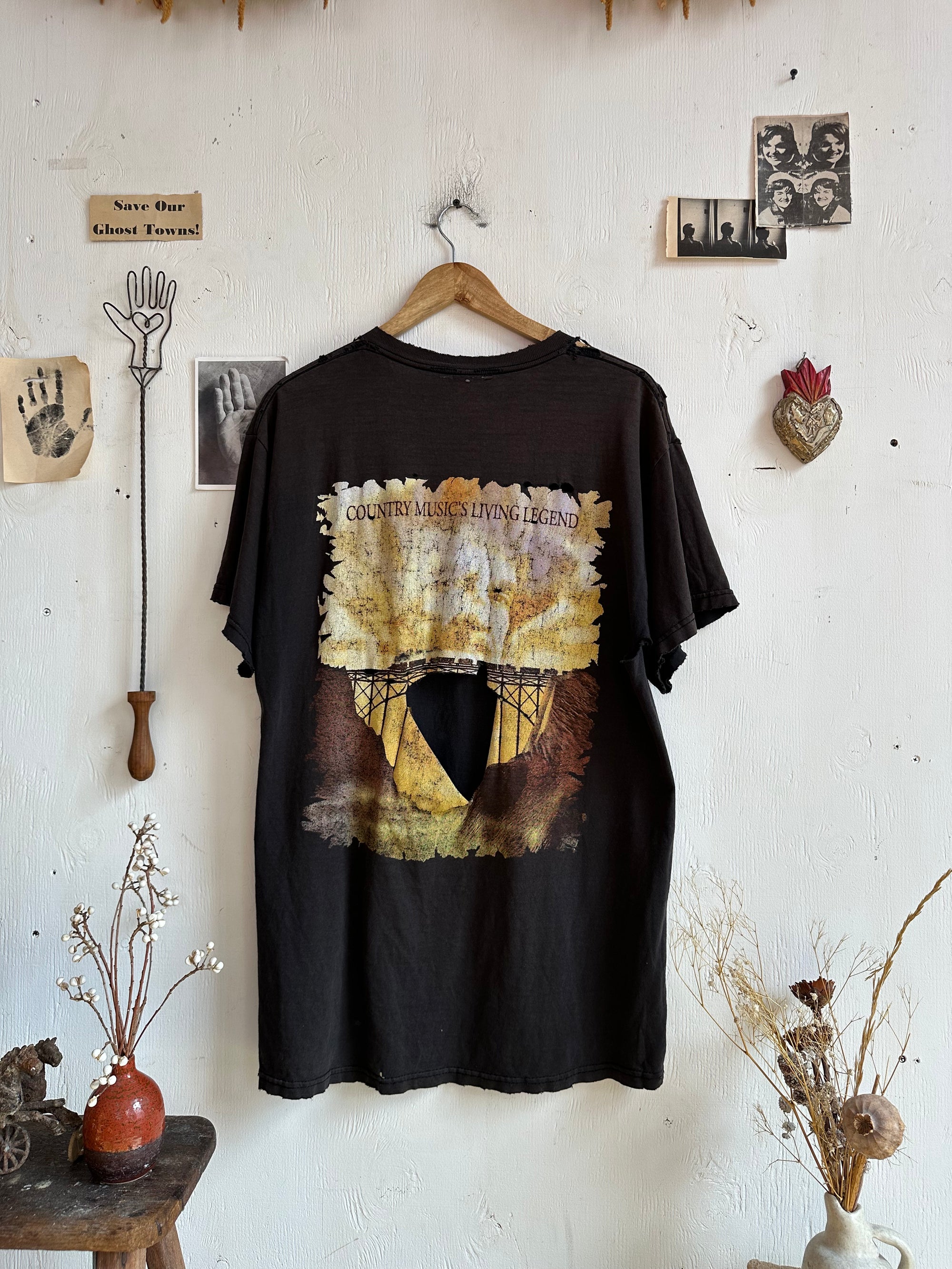 1998 Sunfaded Merle Haggard T-Shirt