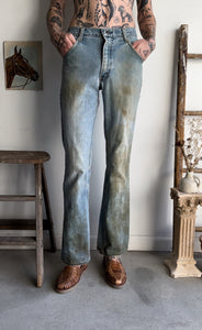 1970s Thrashed Put-On Flared Jeans (30 x 32)