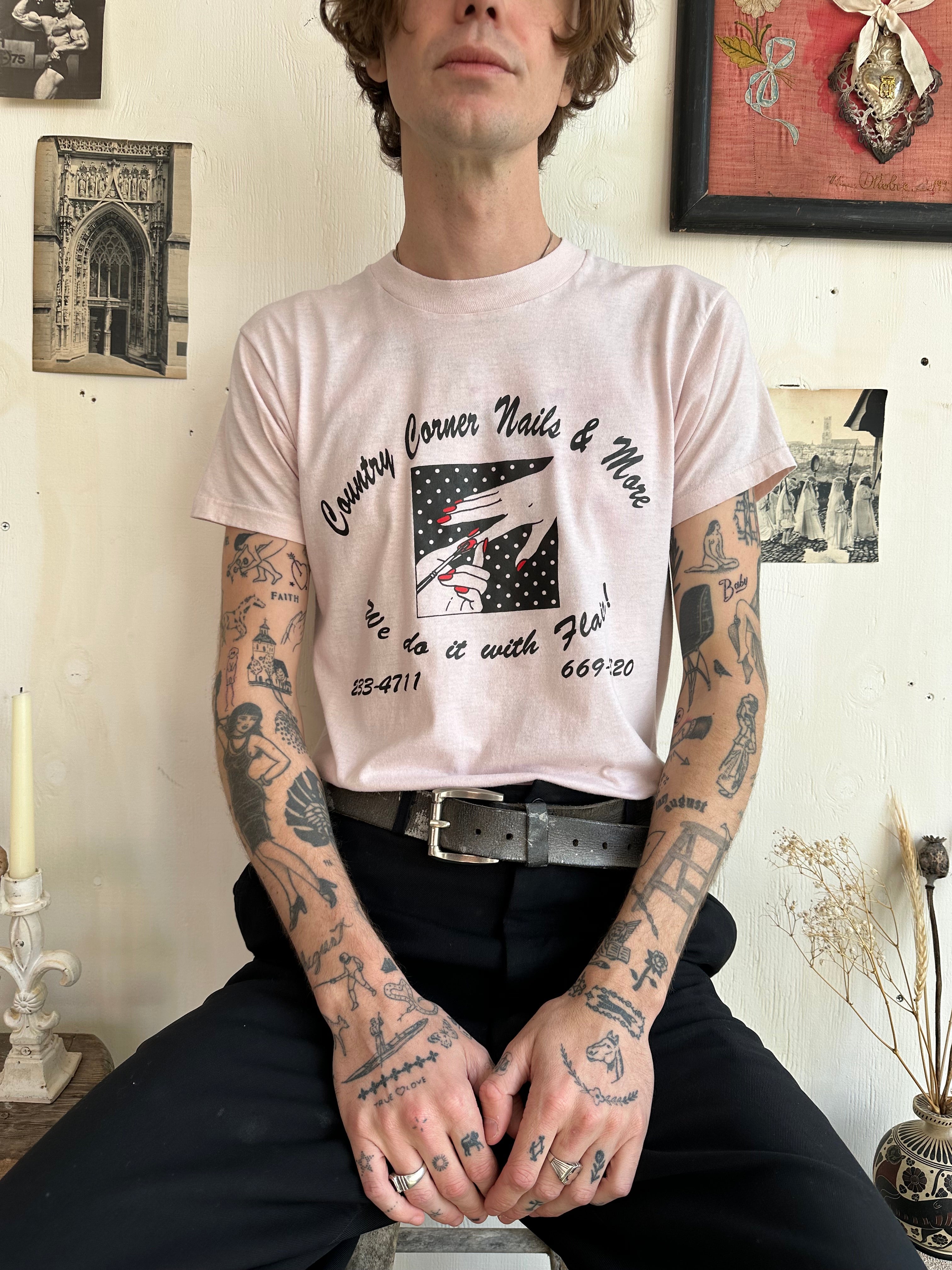 1980 Nail Salon Tee (M)