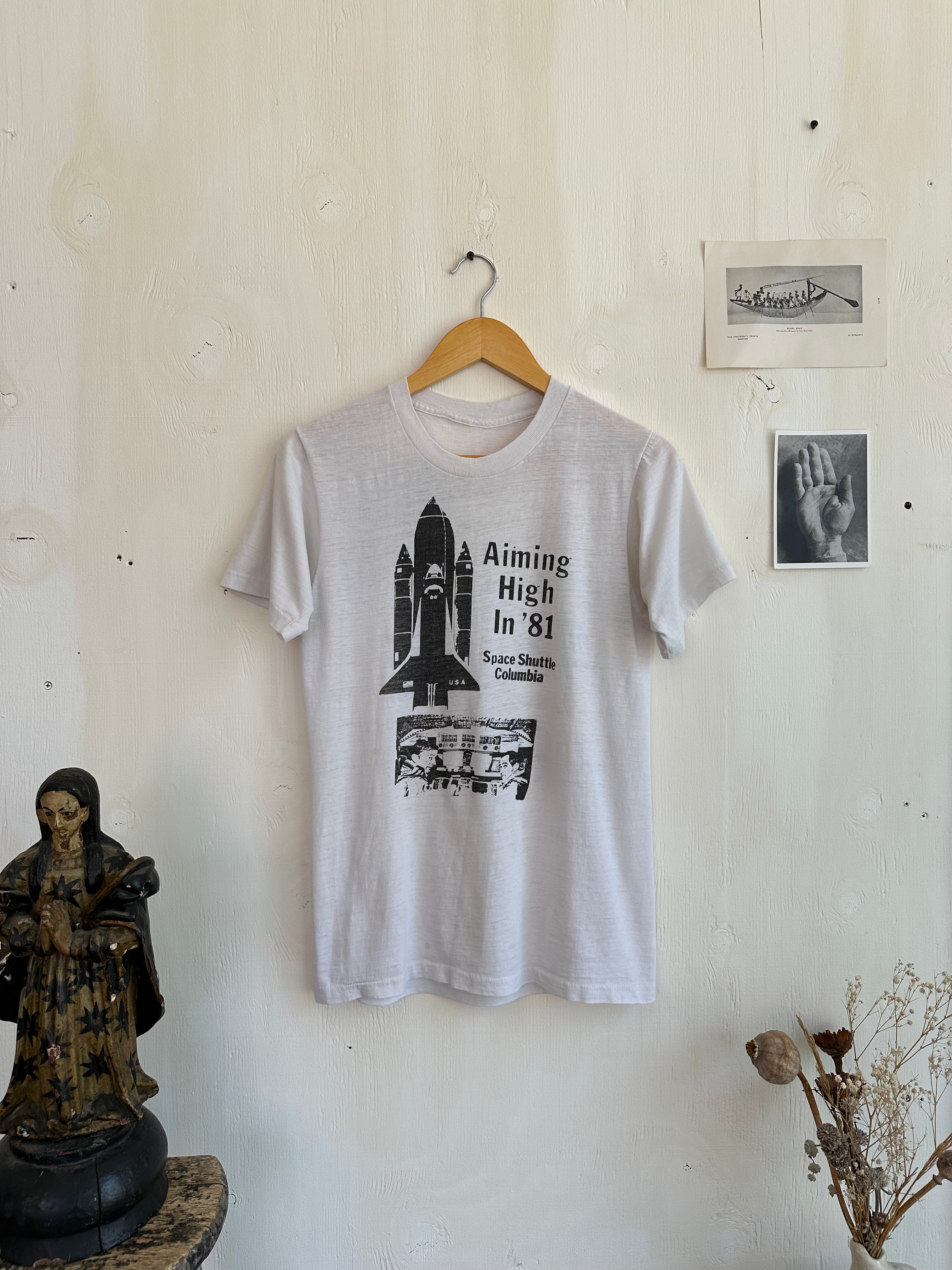 1981 Paper-Thin Space Shuttle Columbia T-Shirt (M)