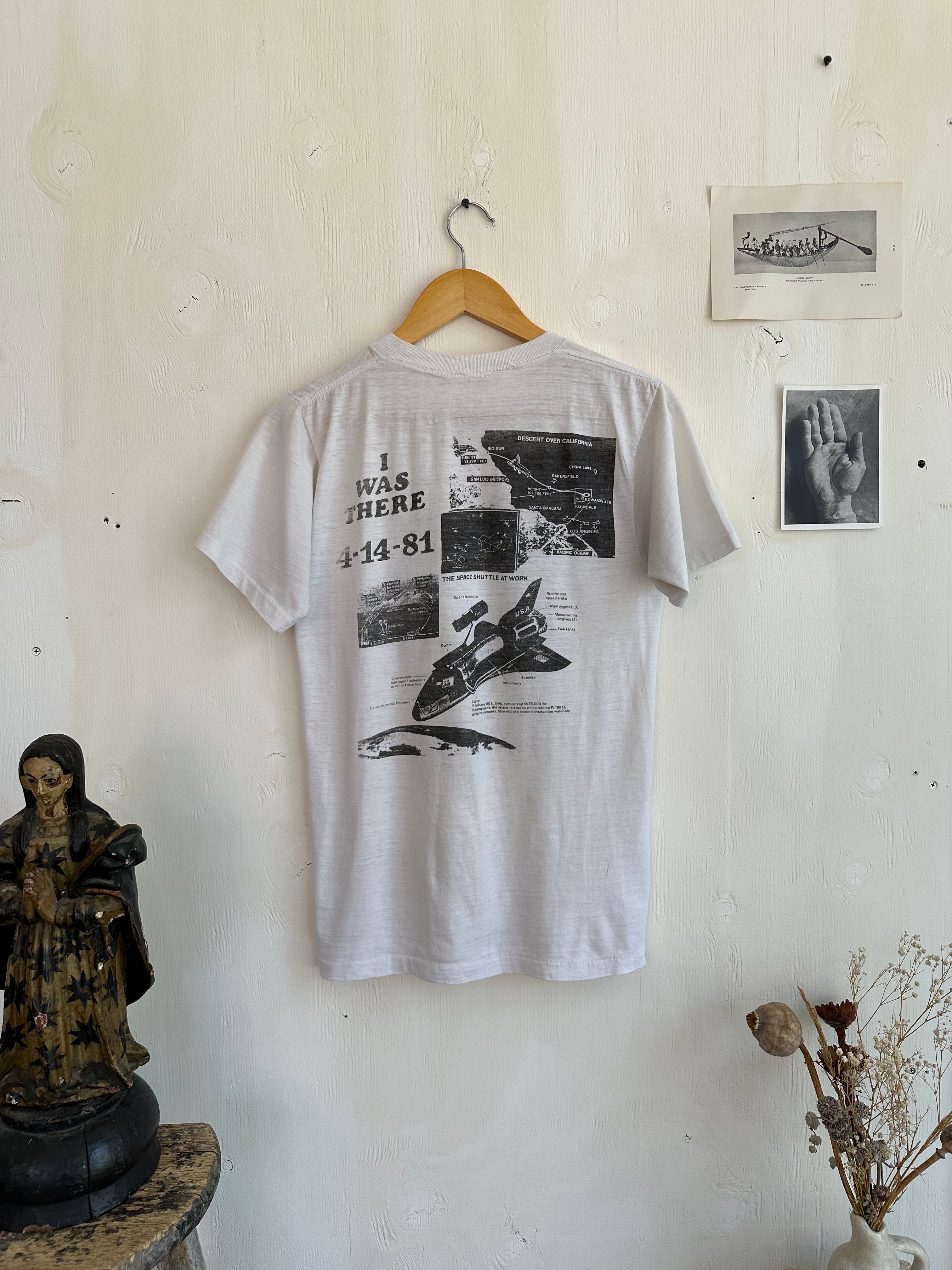 1981 Paper-Thin Space Shuttle Columbia T-Shirt (M)