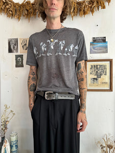 2000s Paper Thin 7 Dwarves T-Shirt (M/L)