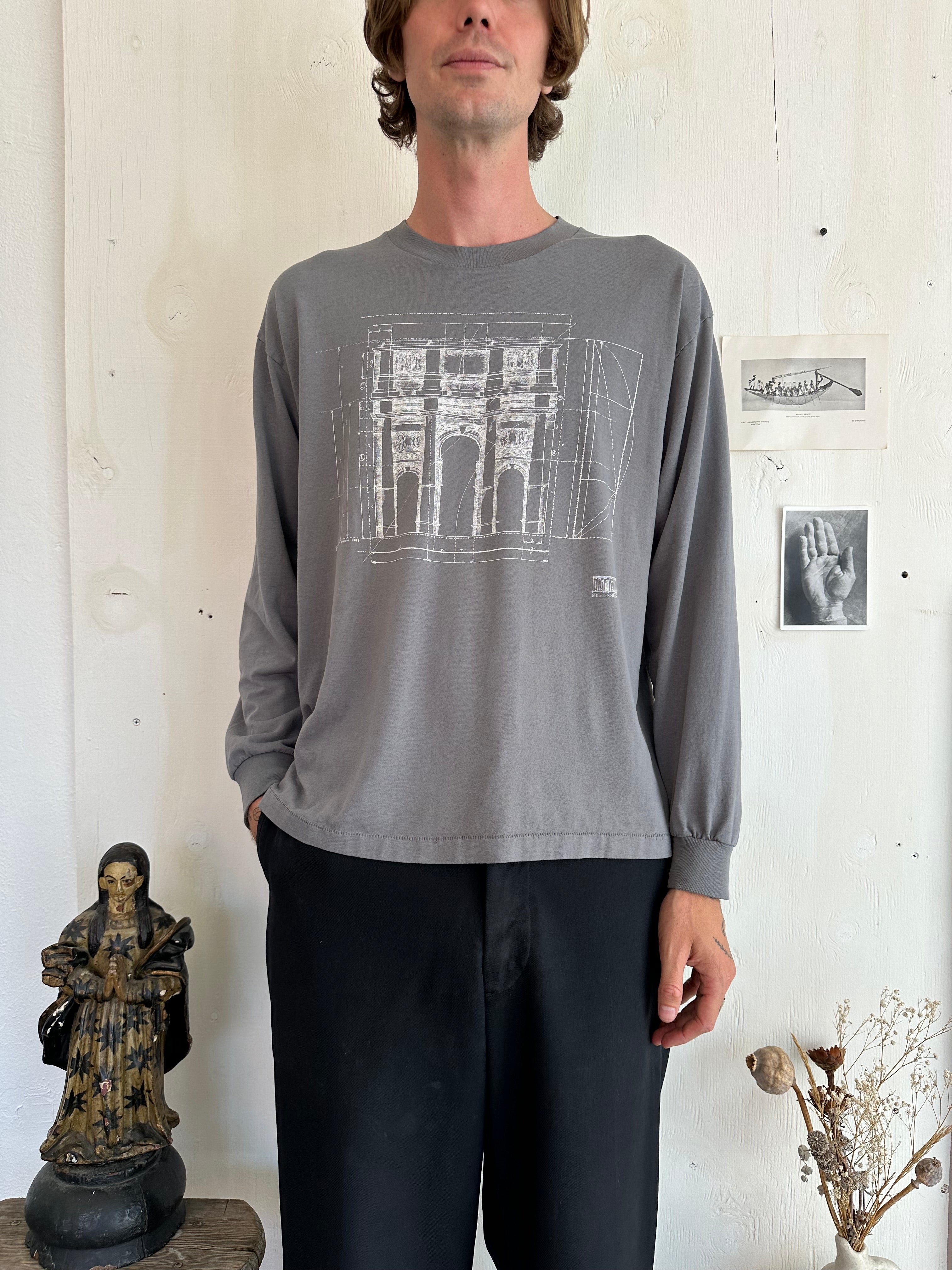 1990s Sunfaded Architecture Long Sleeve (Boxy L/XL)