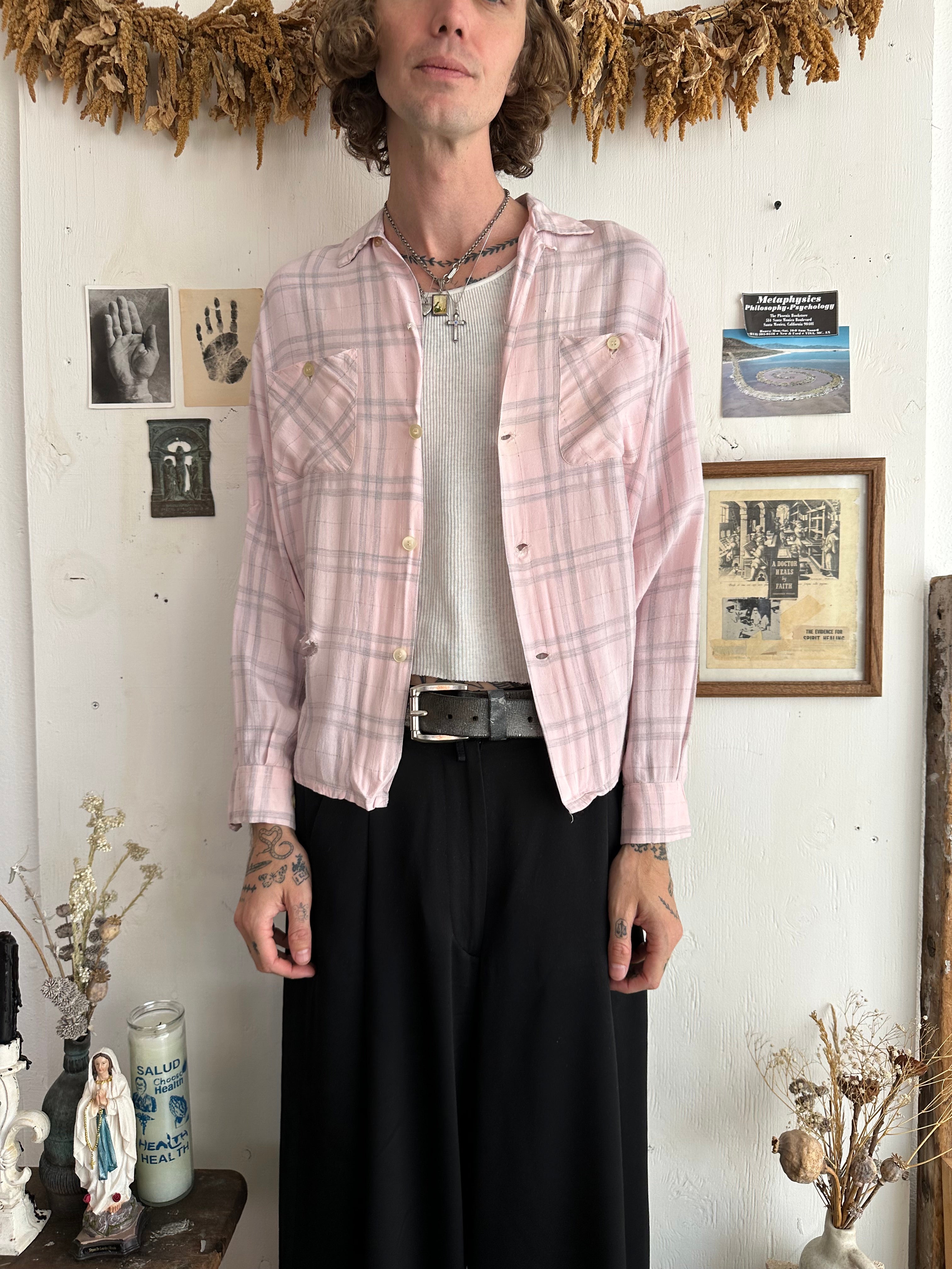 1950s Thrashed Pink Rayon Button Up (Boxy M)