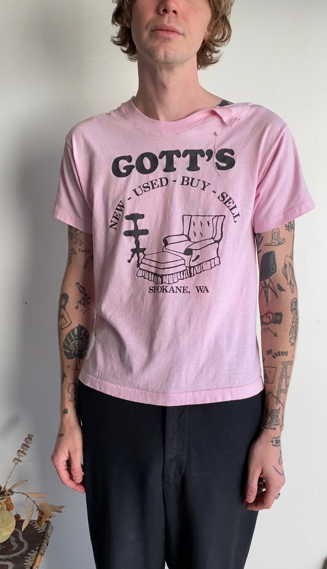 1980s Gott's Furniture T-Shirt (S/M)