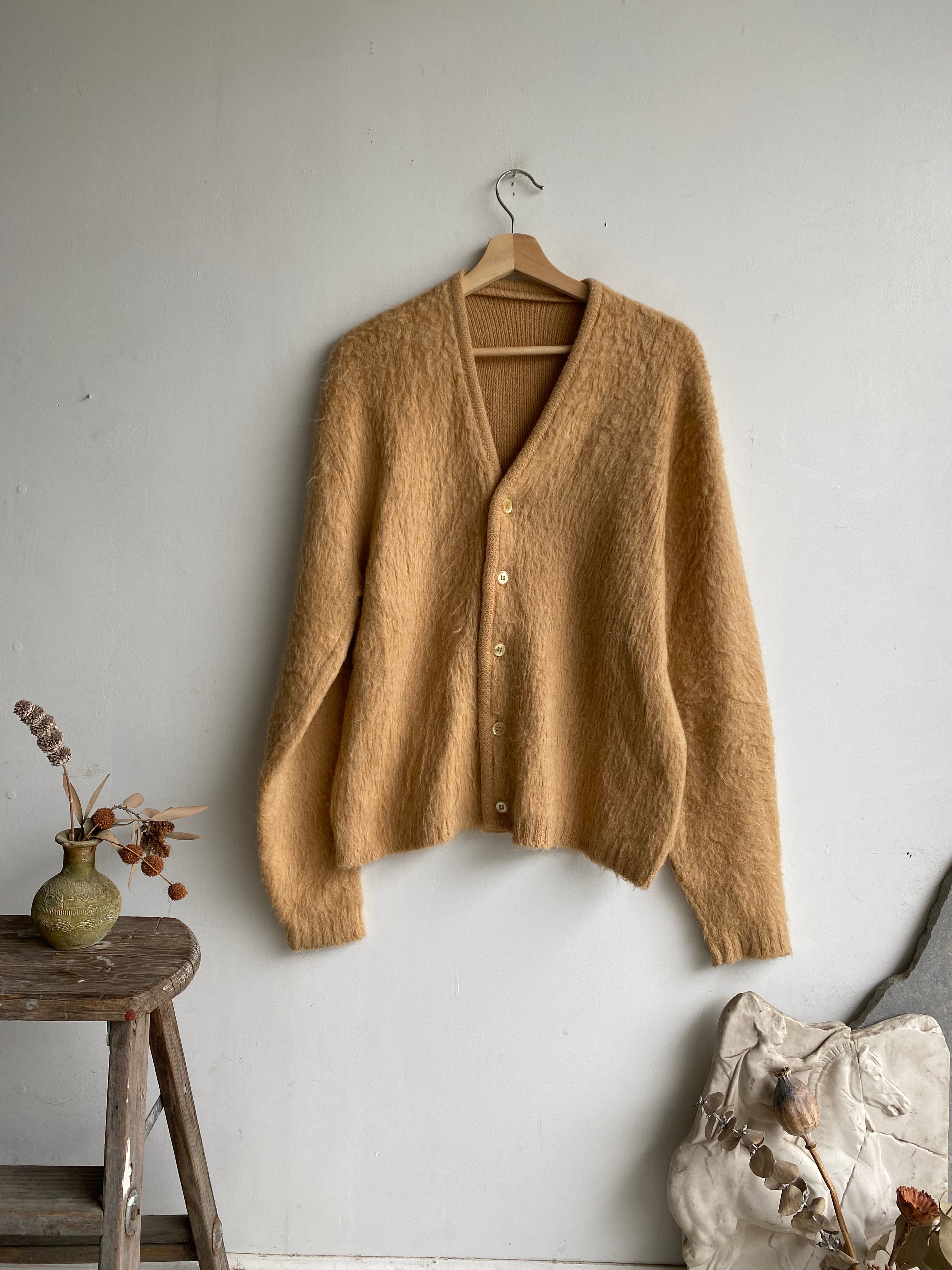 1960s Tan Mohair Cardigan (Boxy M)