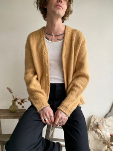 1960s Tan Mohair Cardigan (Boxy M)