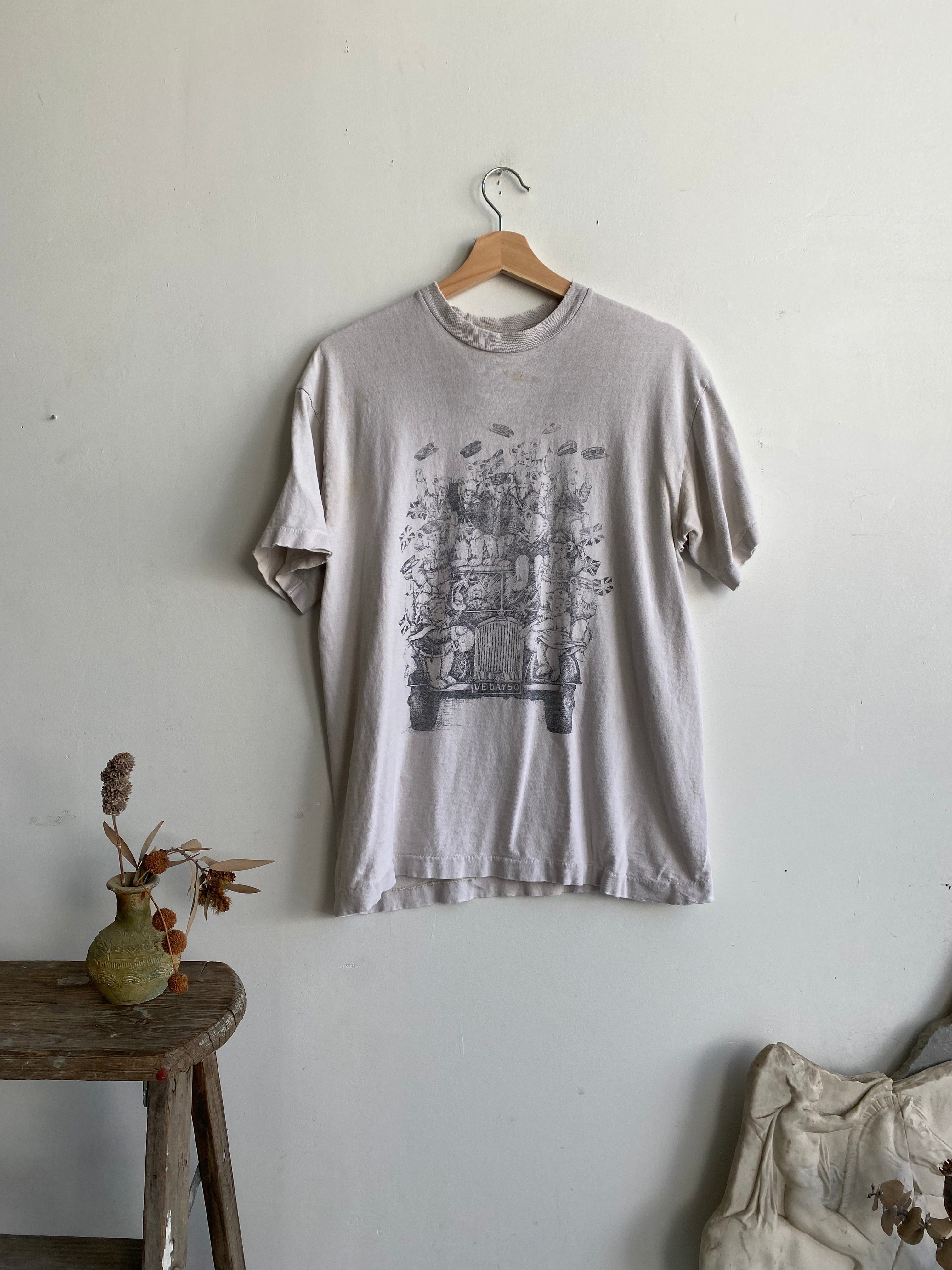 1980s Faded English Teddy Bear Tee (M)
