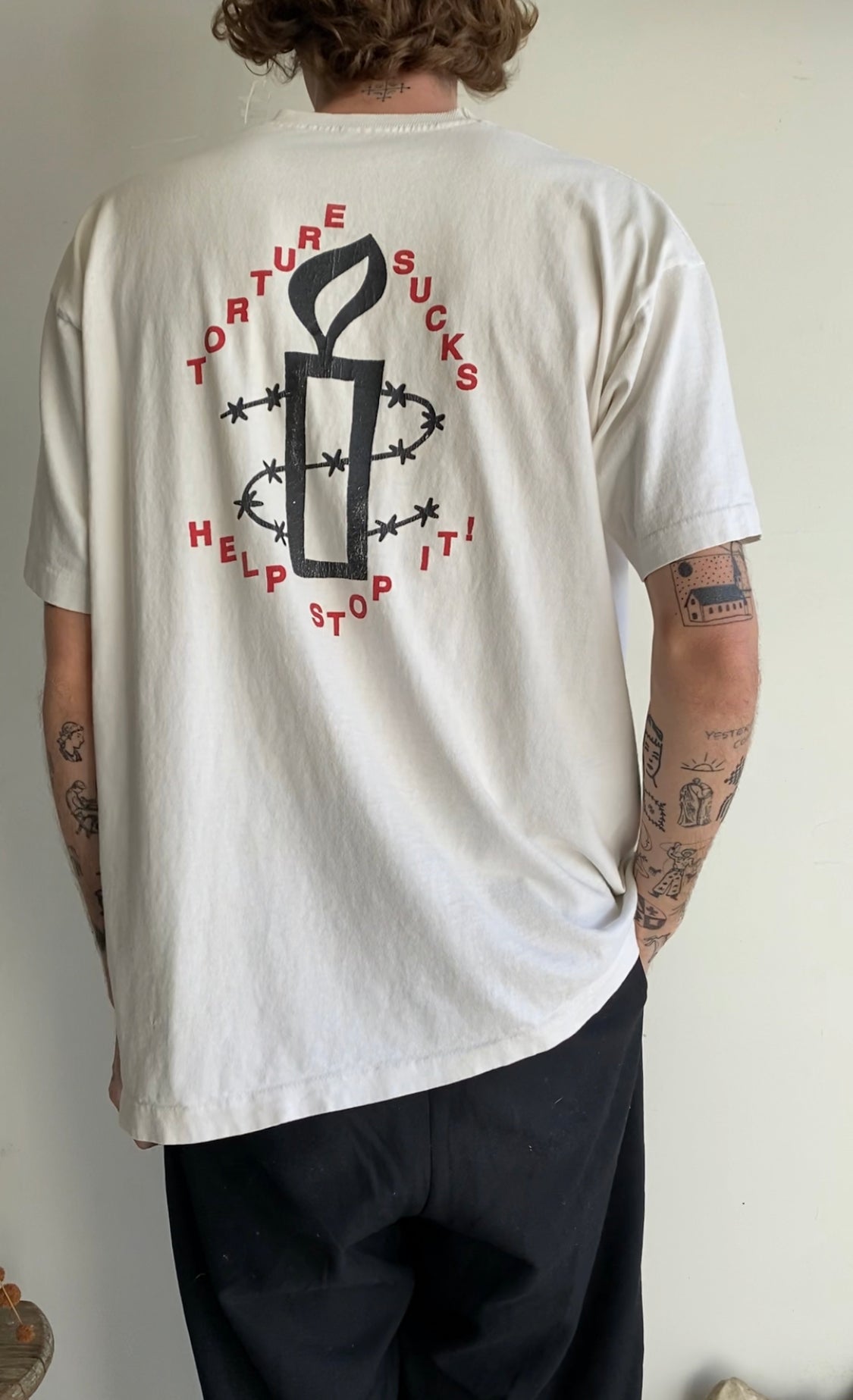 1990s "Torture Sucks" Amnesty International T-Shirt (XXL)