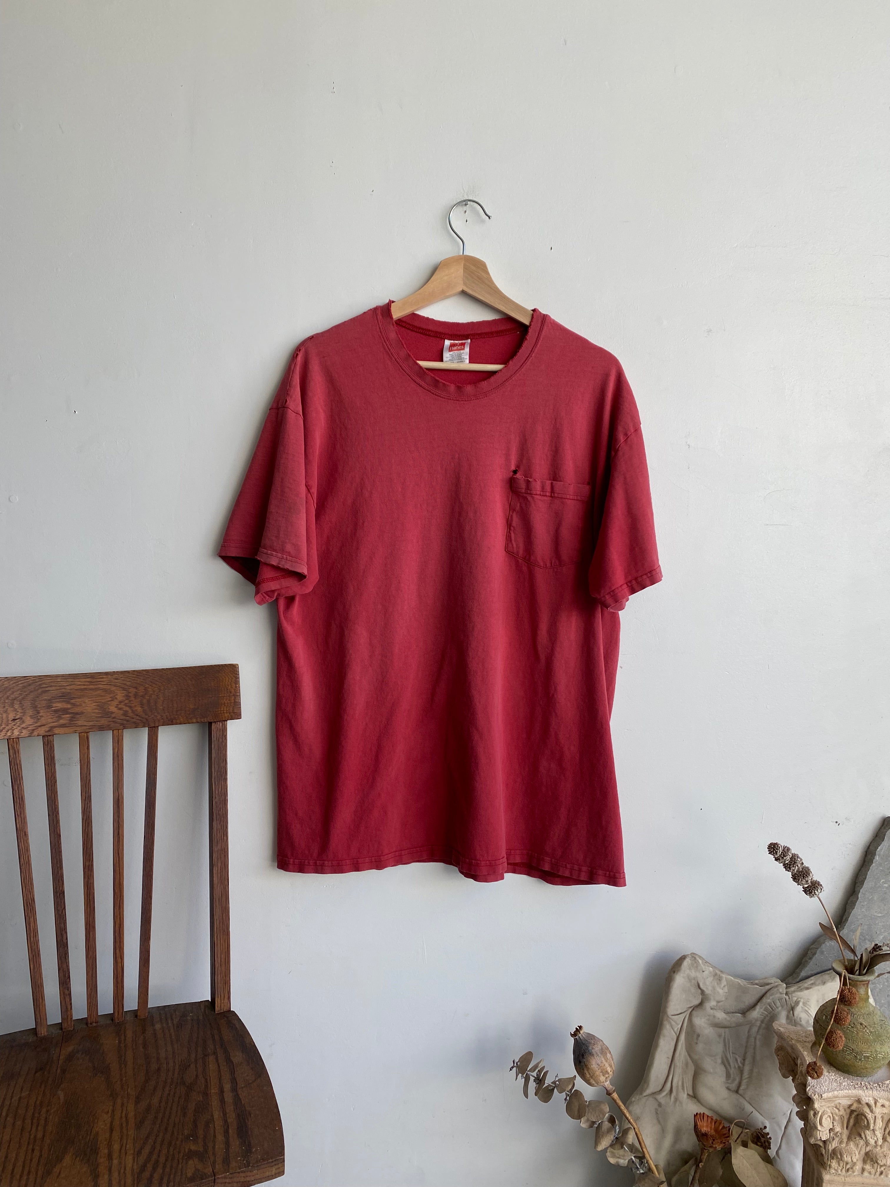 1990s Faded Red Hanes Blank (L/XL)