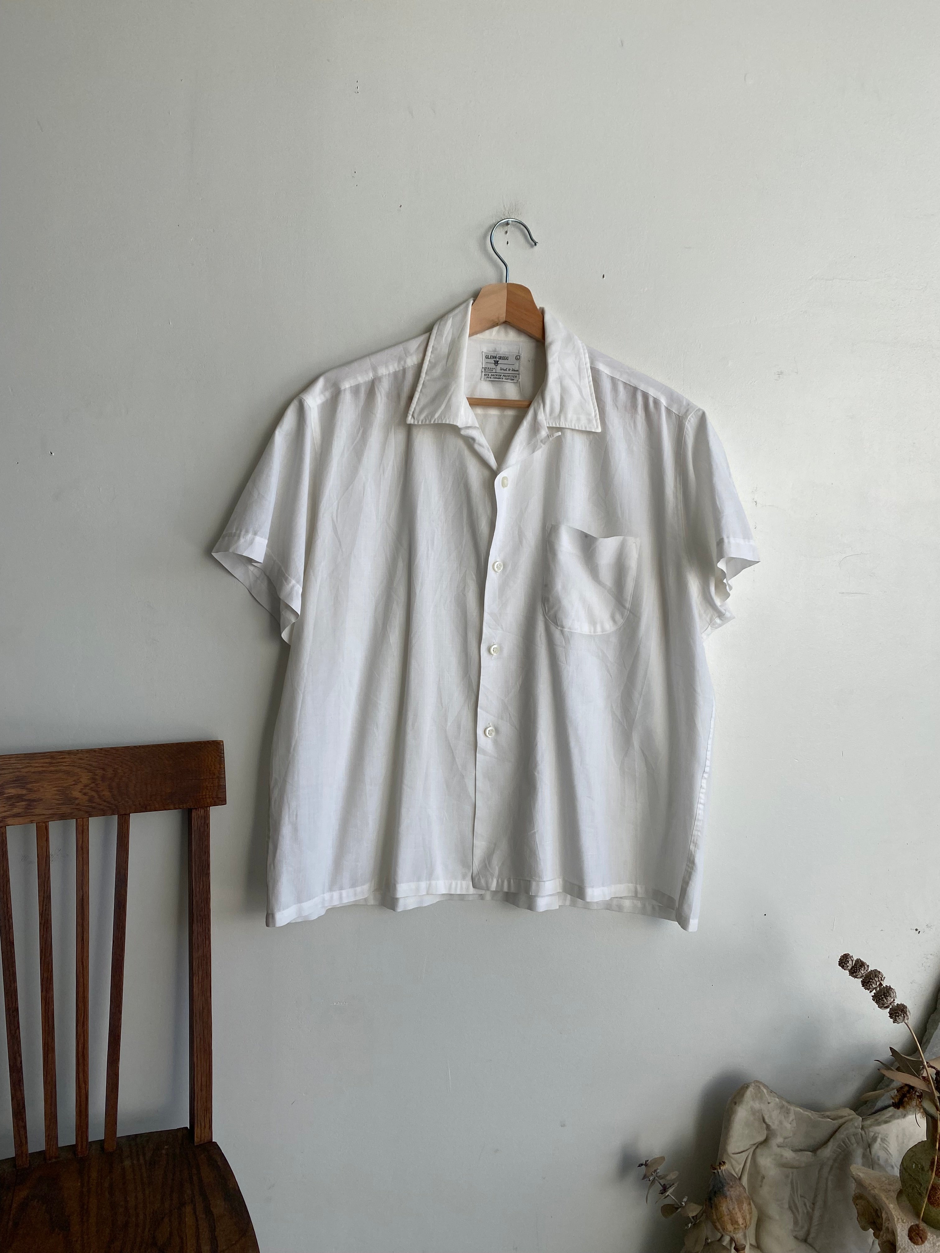 1960s Short-Sleeved Button Up (Boxy M)