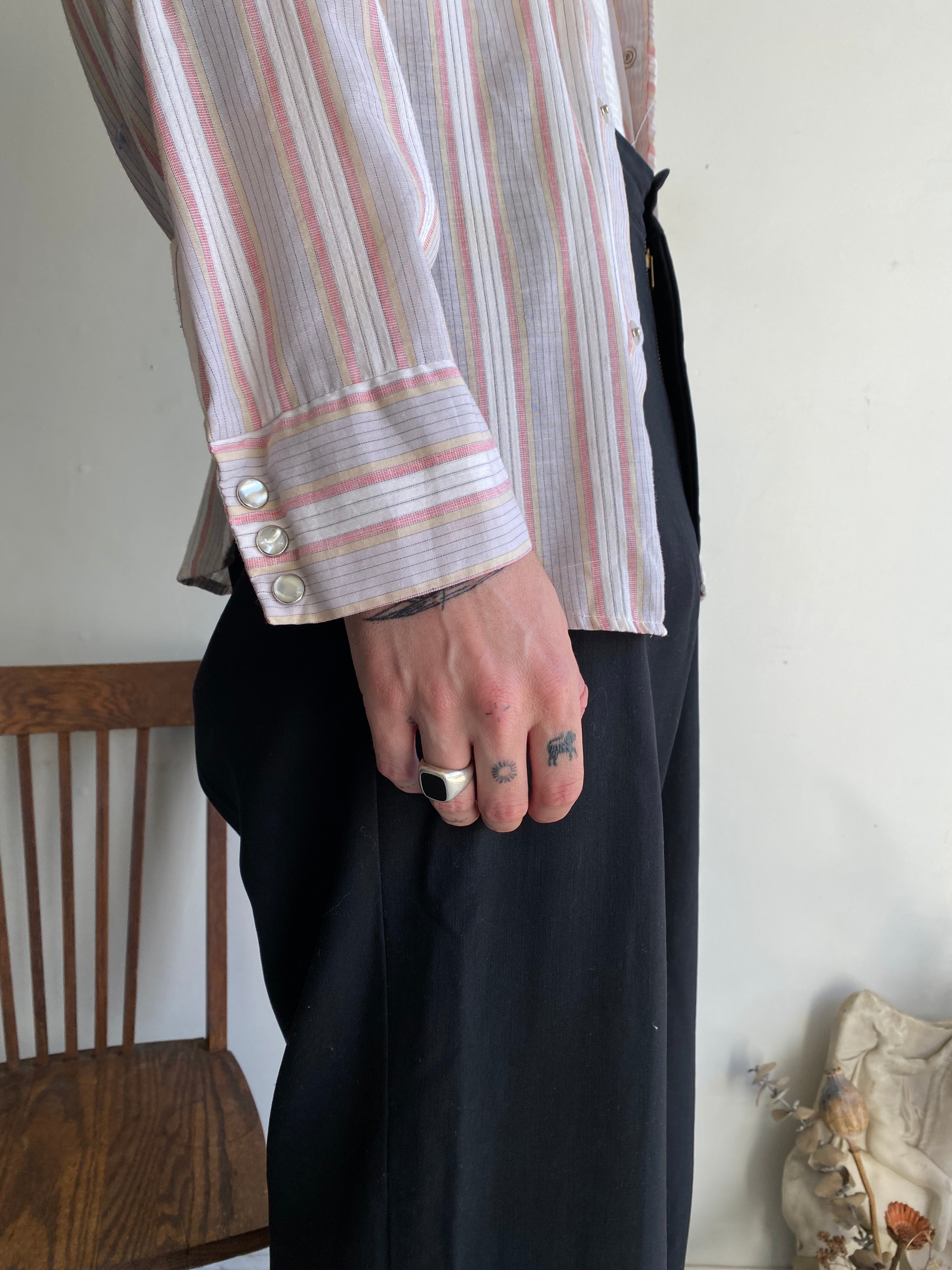 1970s Pink and Gray Striped Western Shirt (L)