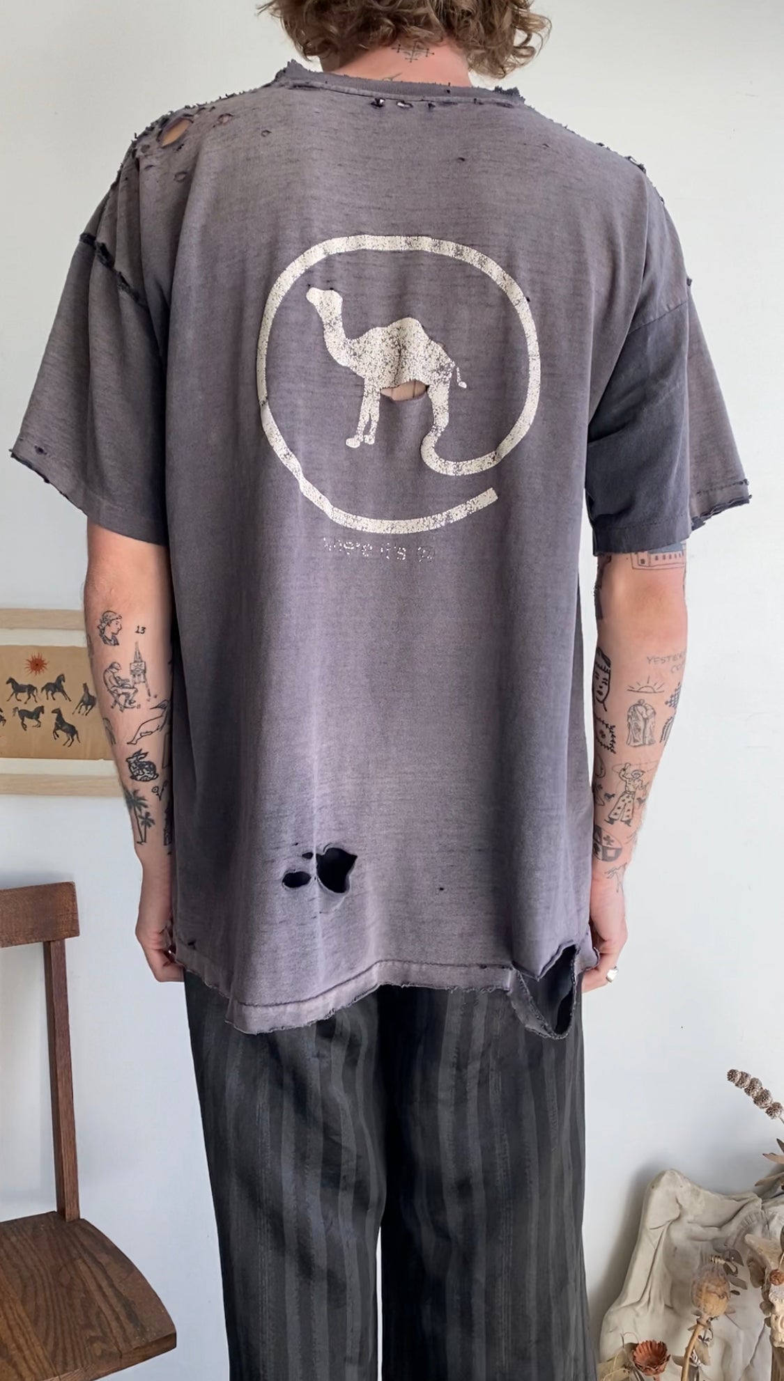 1990s Thrashed Camel T-Shirt (XXL)