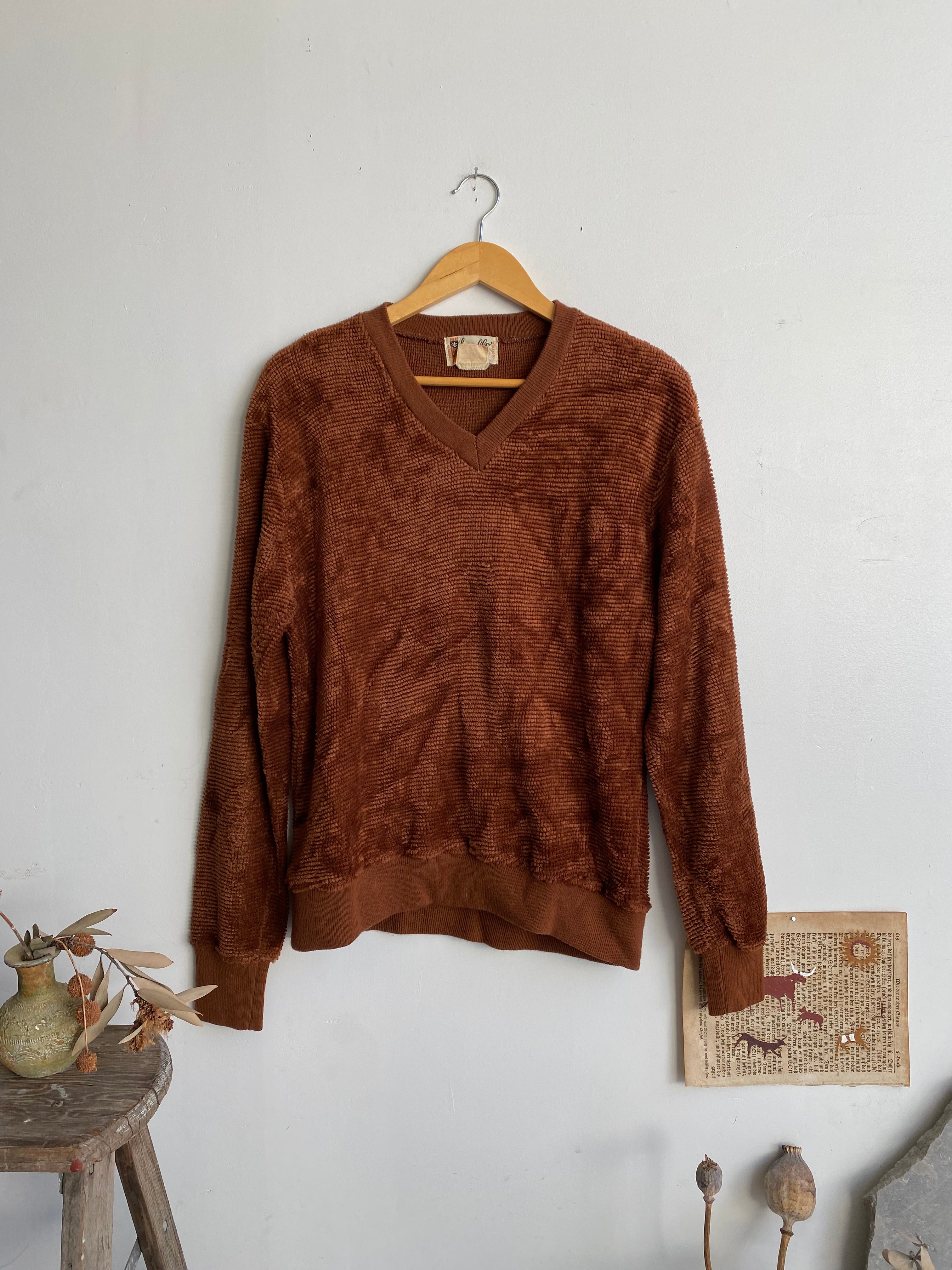 1970s V-Neck Fuzzy Sweater (M)